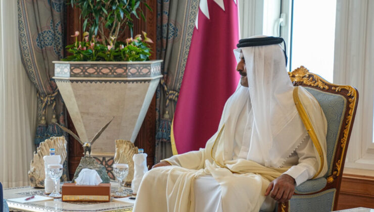 İran ve Katar Dışişleri Bakanlarından Kritik Telefon Görüşmesi