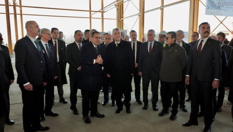 Ticaret Bakanı Ömer Bolat KKTC’de Stratejik Ekonomi Görüşmeleri Gerçekleştirdi