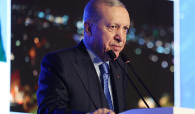 Cumhurbaşkanı Erdoğan Hamdi Ulukaya’yı Külliyede Kabul Etti