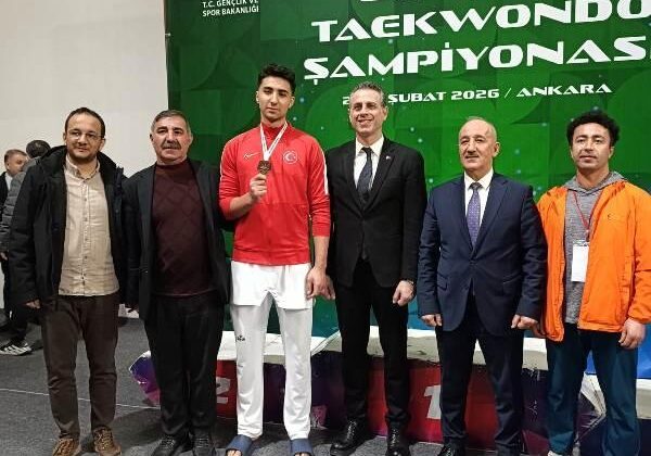 Van Gevaş’ın Gururu Raci Şahin Tekvandoda Türkiye 3.’sü Oldu